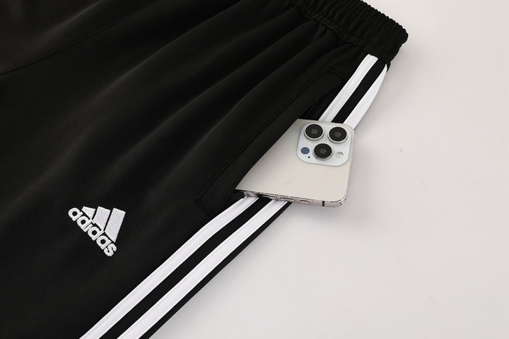 Conjunto Adidas - Preto/Laranja