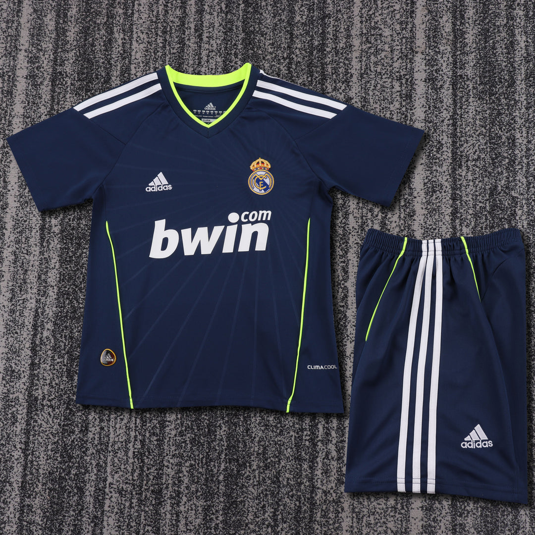 Camisa Retrô Real Madrid 2010/11 Away Infantil – Belt Sports