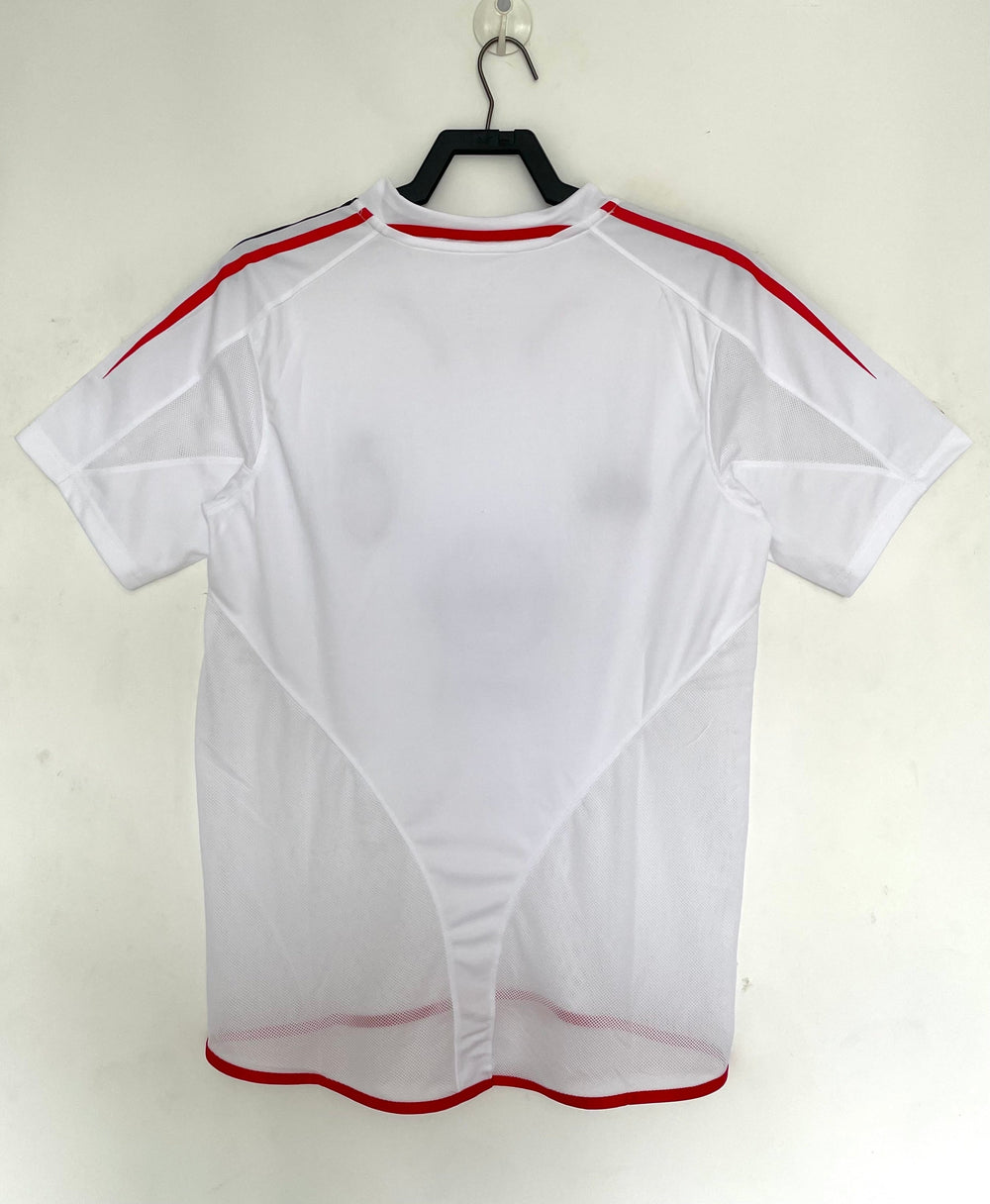 Camisa Retrô Milan 2004/05 Away – Belt Sports