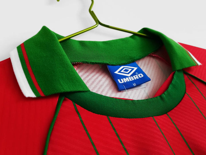 Camisa Retrô País de Gales 1994 Home