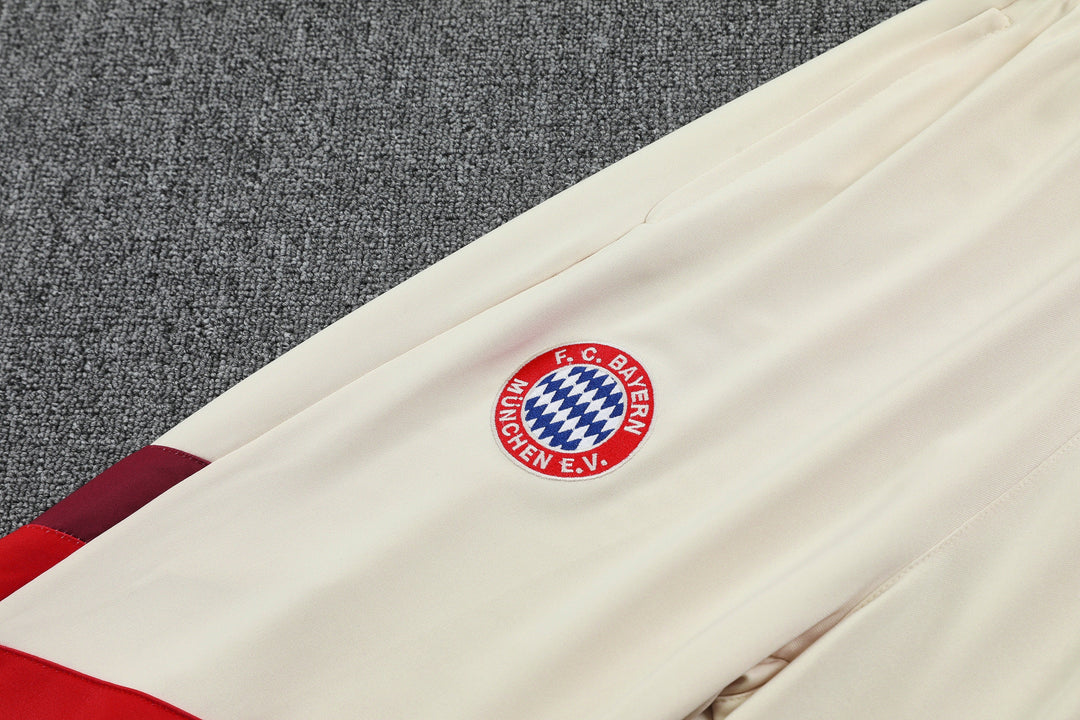 Calça Bayern de Munique 2025/26 - Off-White