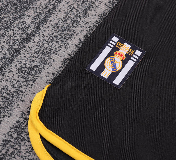 Camisa Retrô Real Madrid 2000/01 Away Infantil – Belt Sports