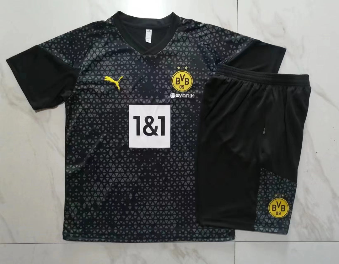 Kit Treino Borussia Dortmund 23/24 - Preto