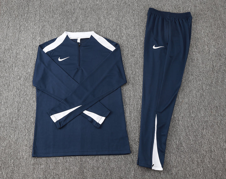 Conjunto Treino Nike - Azul Marinho/Branco