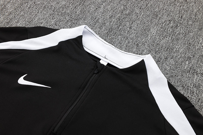 Conjunto Treino Nike - Preto/Branco II