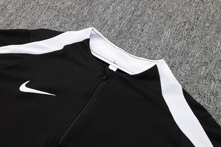 Conjunto Treino Nike - Preto/Branco II