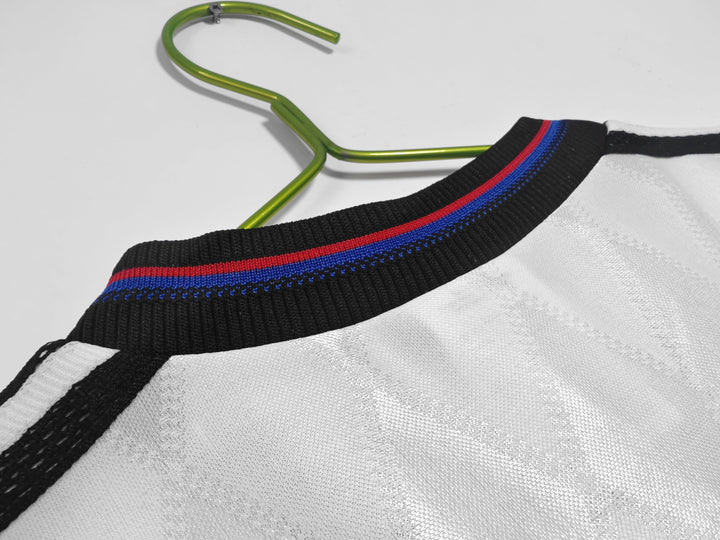 Camisa Retrô Bayern Munich 1997/98 Away – Belt Sports