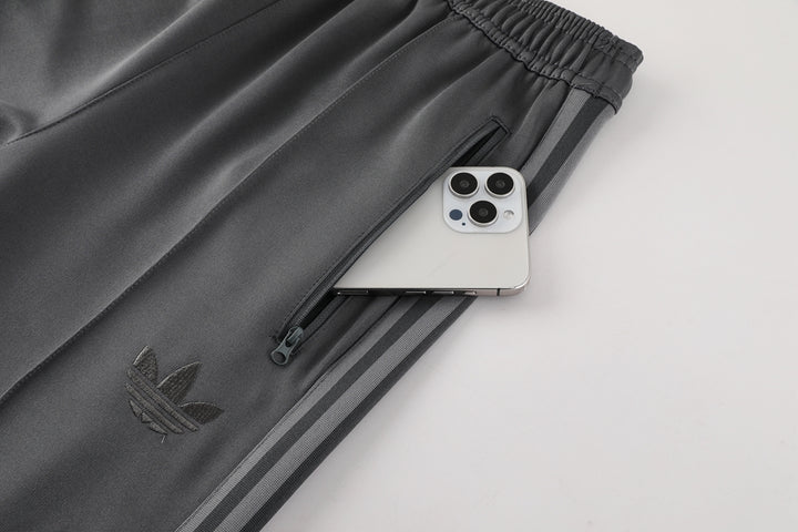Calça Adidas Originals - Cinza