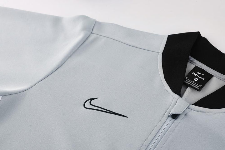 Jaqueta Nike - Cinza Claro