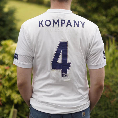 Camisa Retrô Manchester City 13/14 Third (+PATCHES)