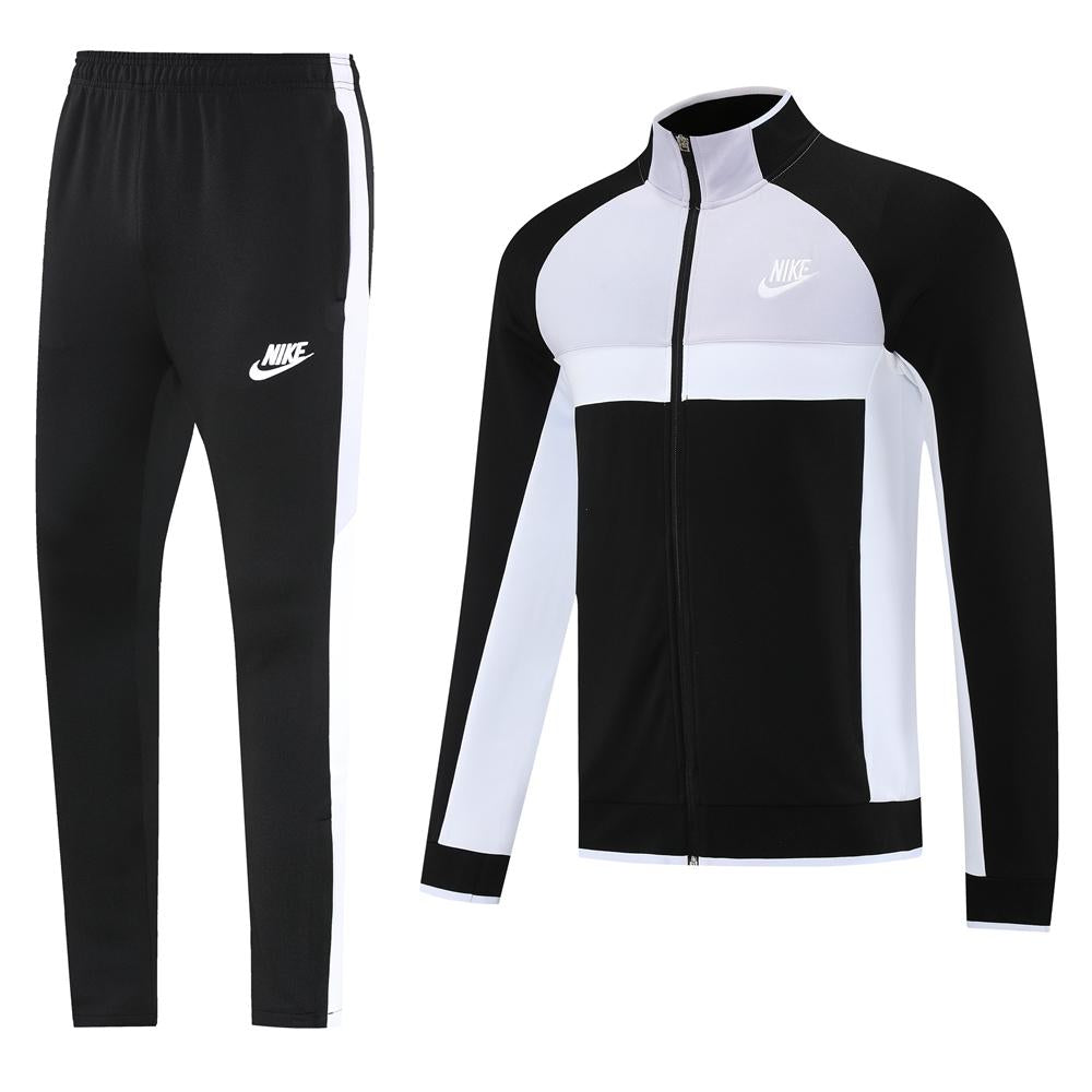 Conjunto Nike - Branco/Preto