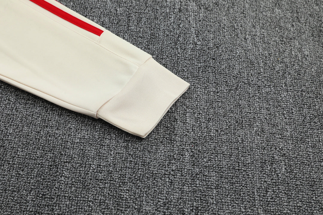 Blusão Bayern de Munique 2025/26 Off-White - Capuz