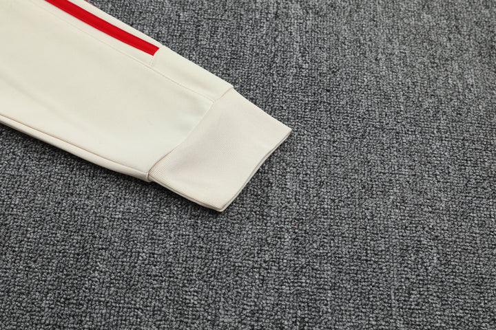 Blusão Bayern de Munique 2025/26 Off-White - Capuz