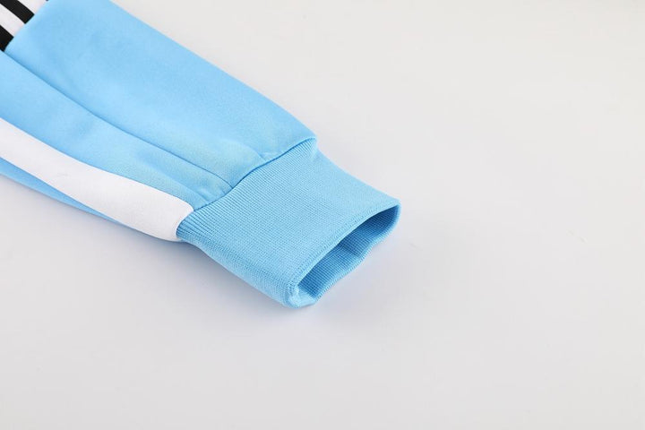 Conjunto Adidas - Azul Claro/Branco