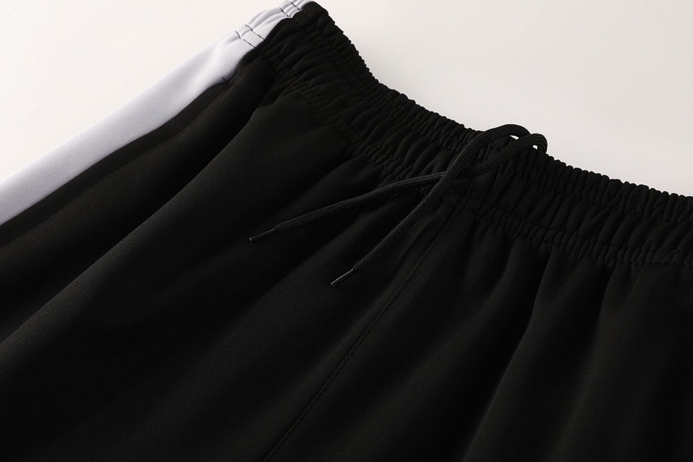 Conjunto Nike - Branco/Preto
