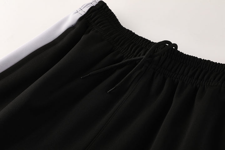 Conjunto Nike - Branco/Preto