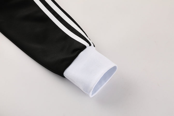 Conjunto Adidas Originals - Preto/Branco