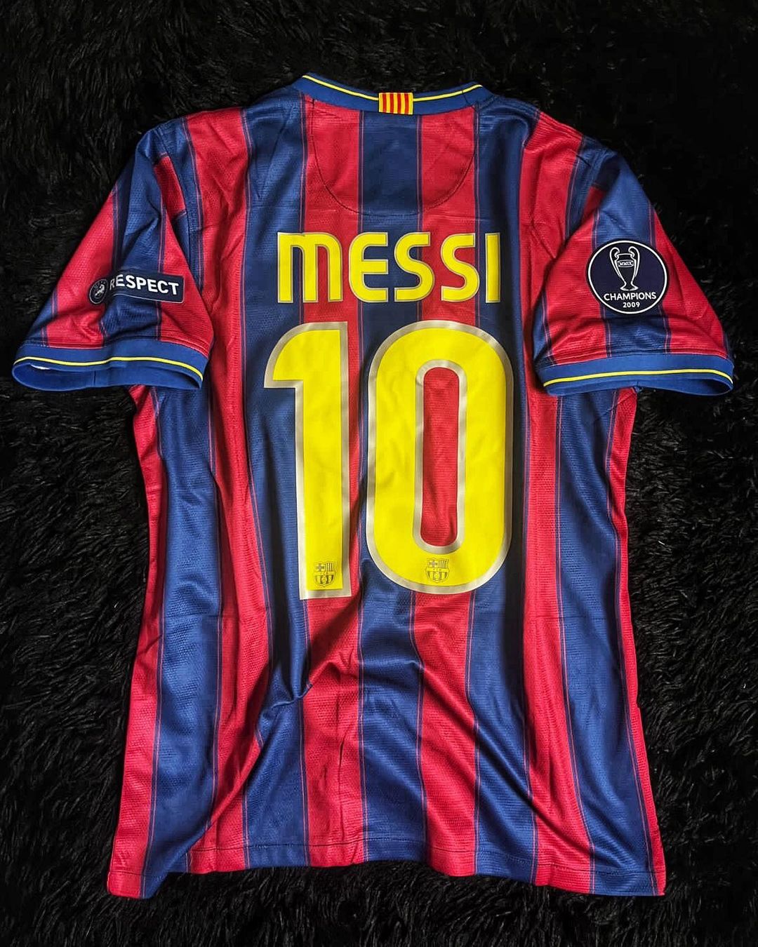 2009/10 FC Barcelona メッシ Camisa Retrô Barcelona 2009/10 | Belt Sports – beltsports