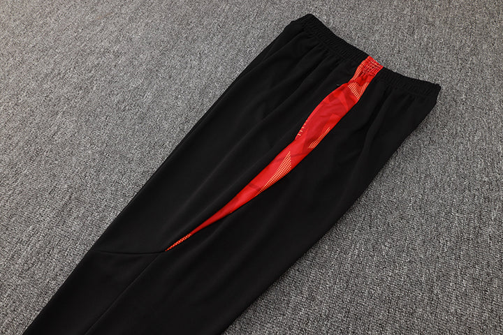 Calça Treino Adidas - Preto/Vermelho III