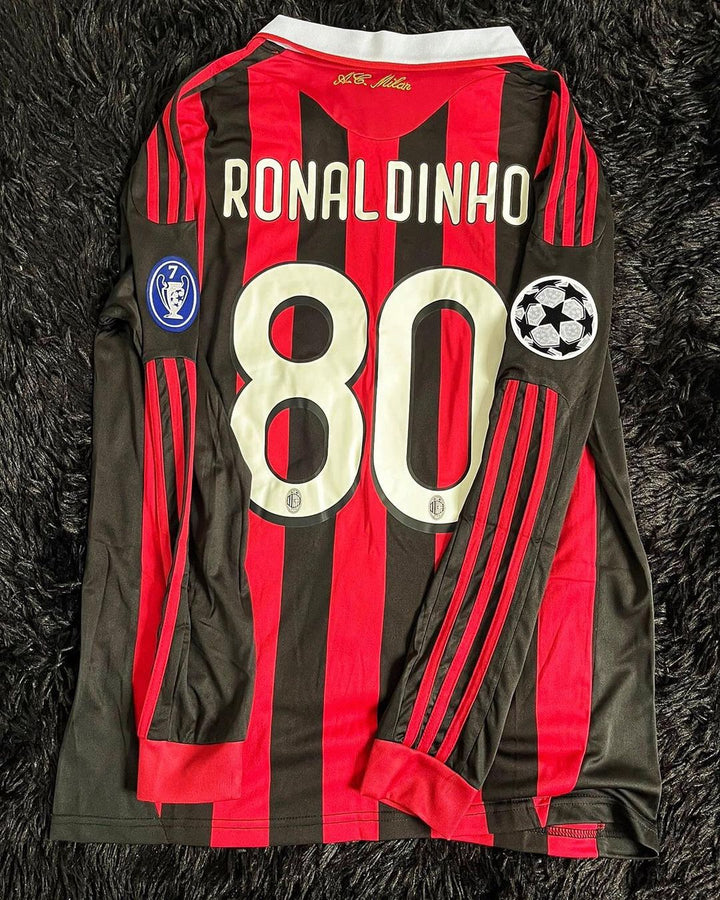 Camisa Retrô Milan 09/10 Manga Longa - Ronaldinho #80 (+Patches)