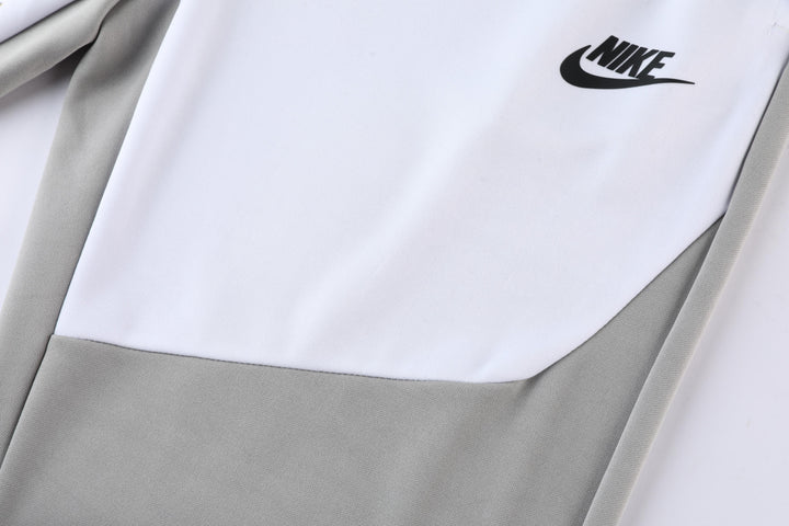 Calça Treino Nike - Cinza Claro/Branco