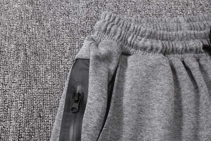 Calça Nike Tech Fleece - Cinza Escuro