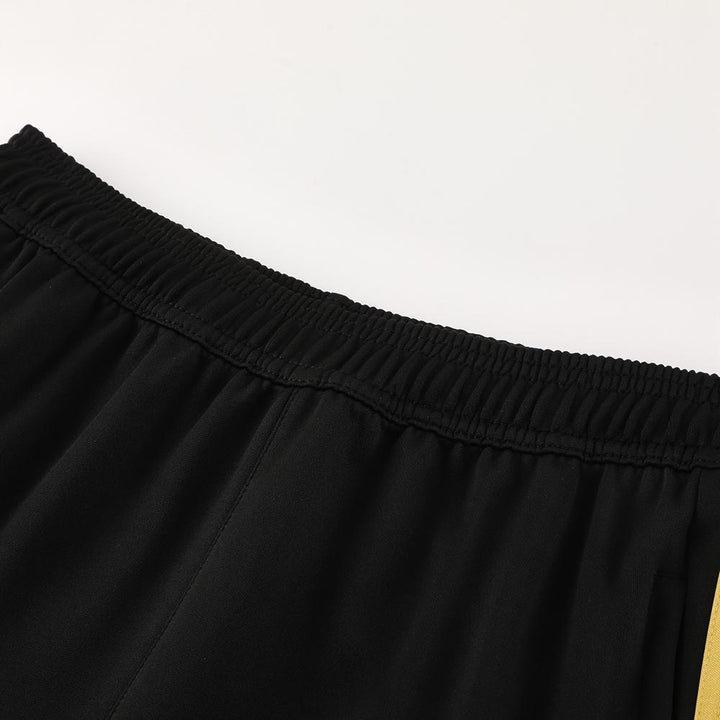 Conjunto Adidas - Preto/Dourado