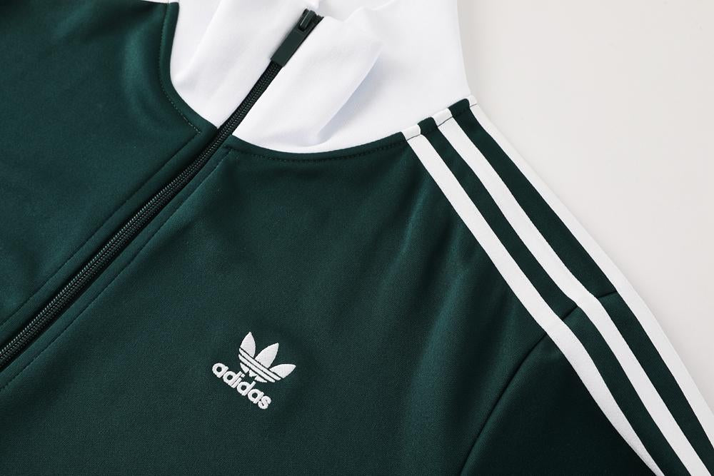 Conjunto Adidas Originals - Verde Escuro/Branco