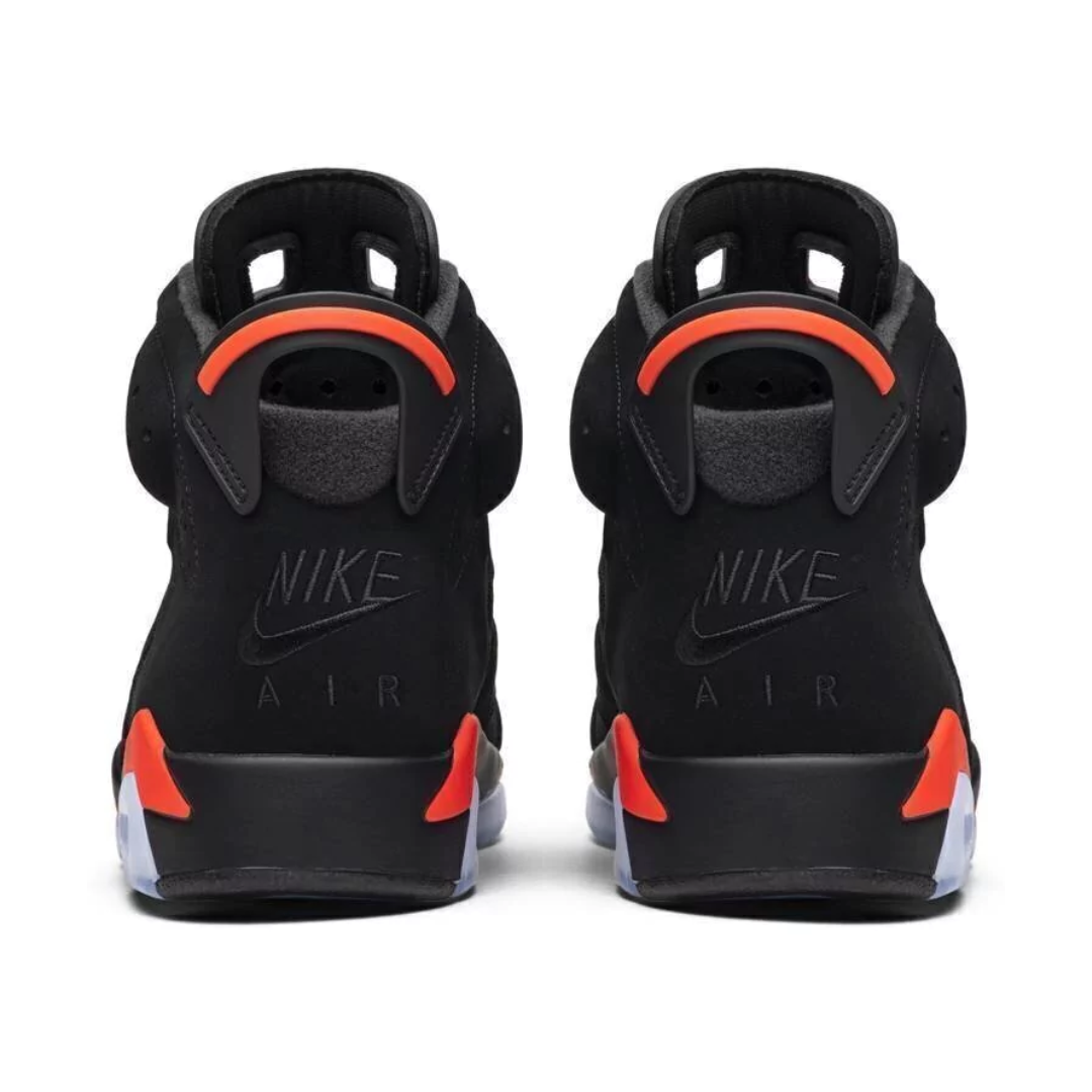 Jordan 6 Retro - Preto/Laranja