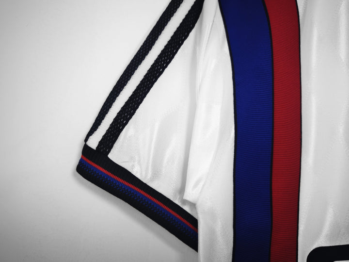 Camisa Retrô Bayern Munich 1997/98 Away – Belt Sports