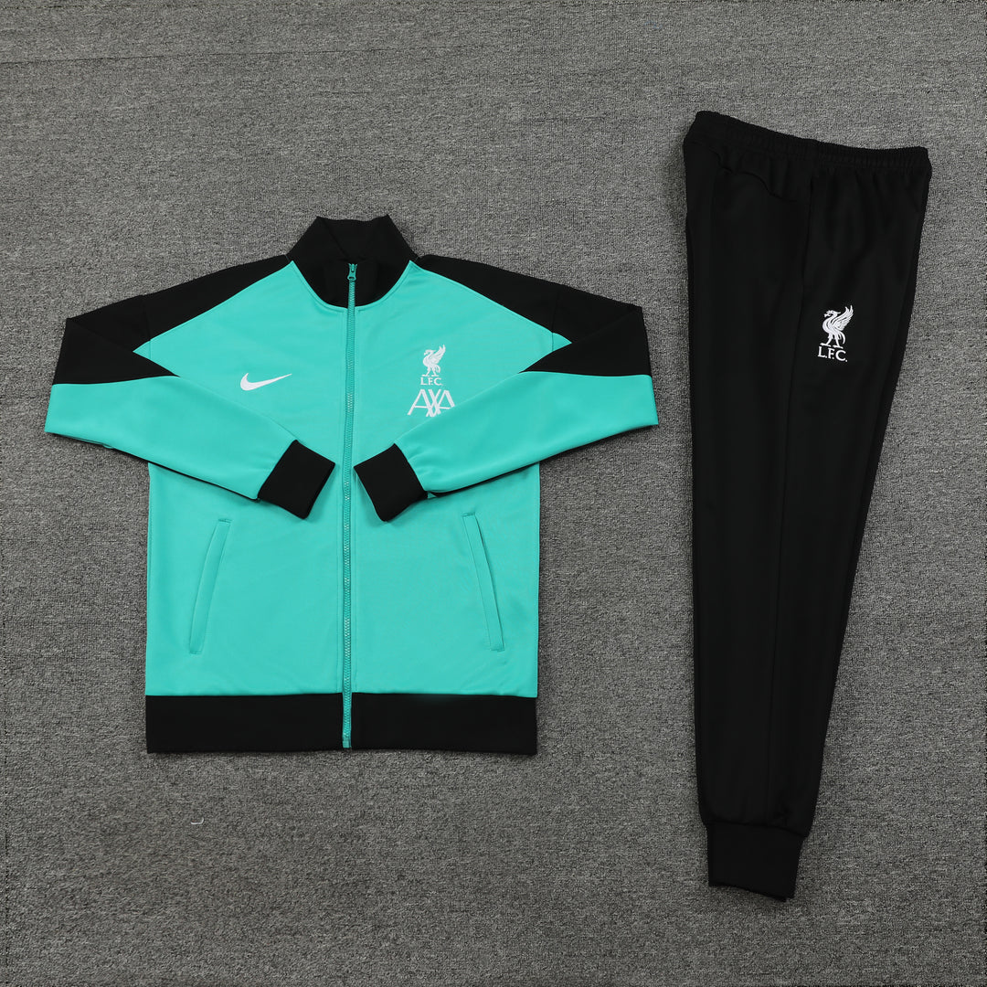 Conjunto Liverpool 2024/25 - Verde