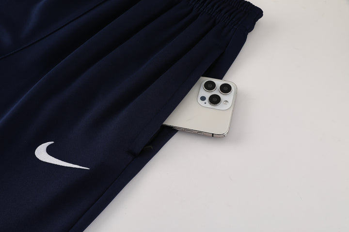 Conjunto Nike - Branco/Azul Marinho