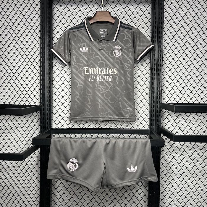 Conjunto Infantil Real Madrid 2024/25 Terceira