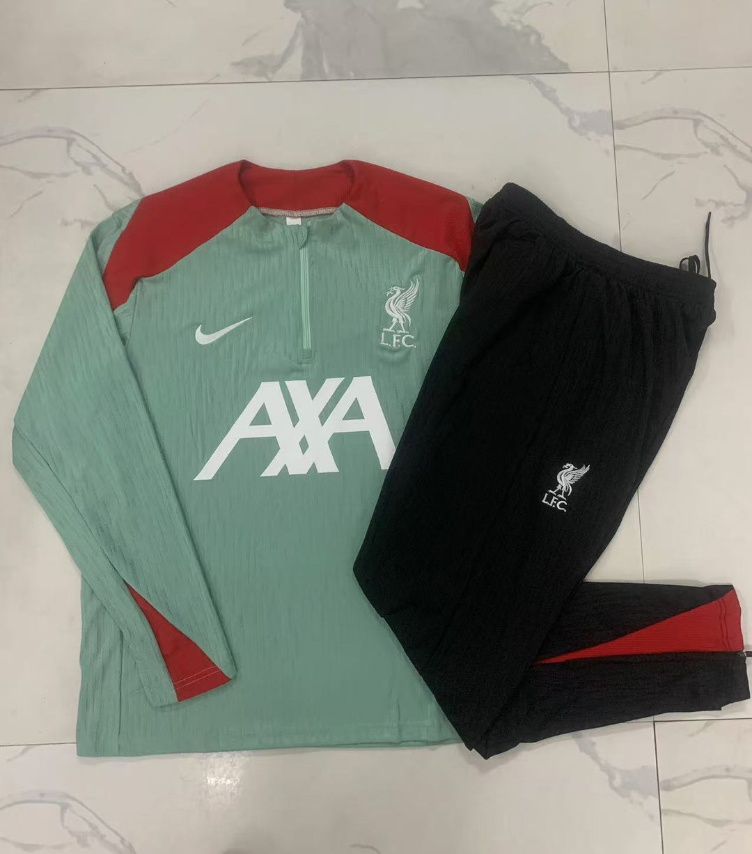 Conjunto Treino Liverpool 24/25 - Verde Menta/Preto