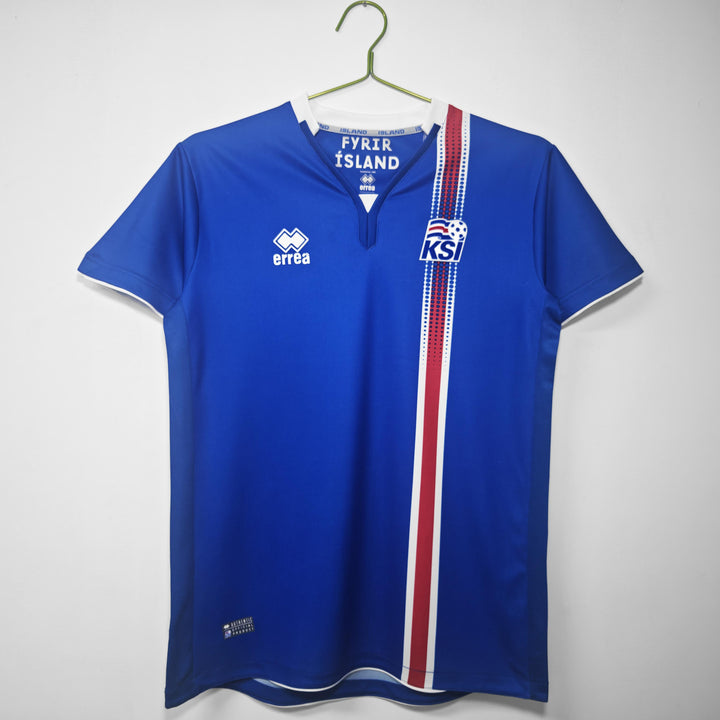 Camisa Retrô Islândia 2016/17