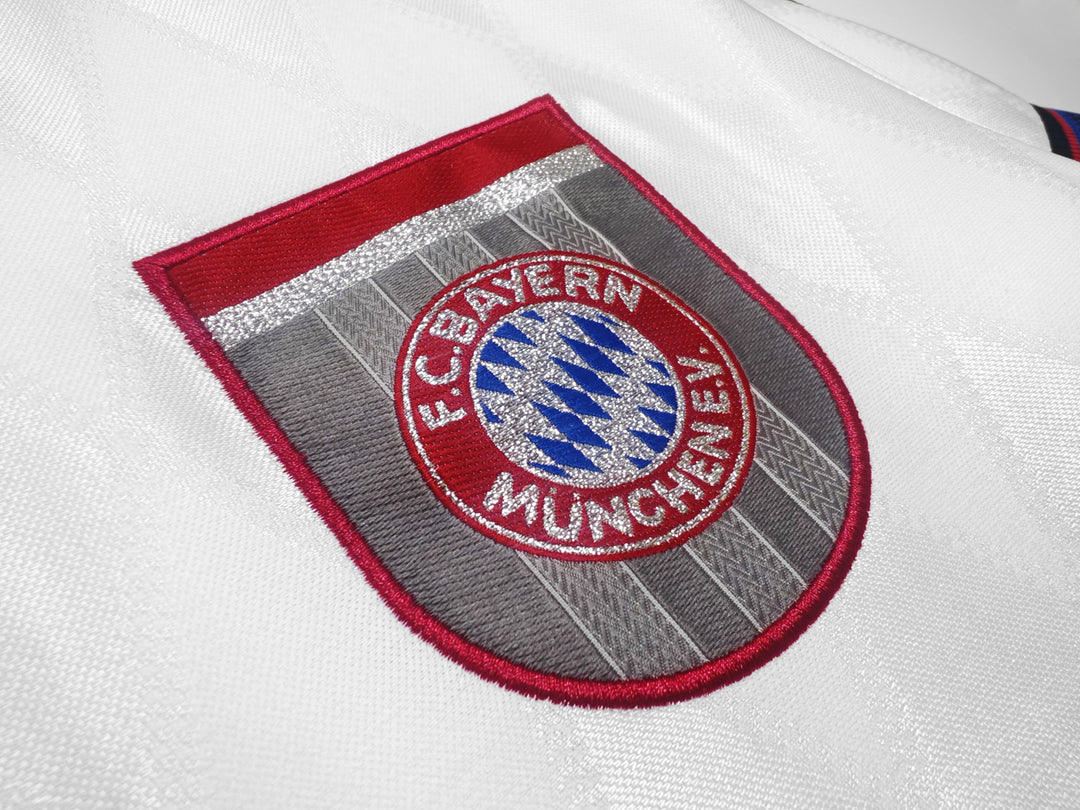 Camisa Retrô Bayern Munich 1997/98 Away – Belt Sports