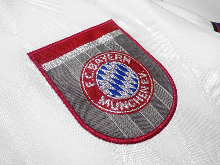 Camisa Retrô Bayern Munich 1997/98 Away – Belt Sports