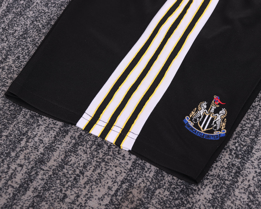 Camisa Retrô Newcastle 1997/99 Home Infantil – Belt Sports
