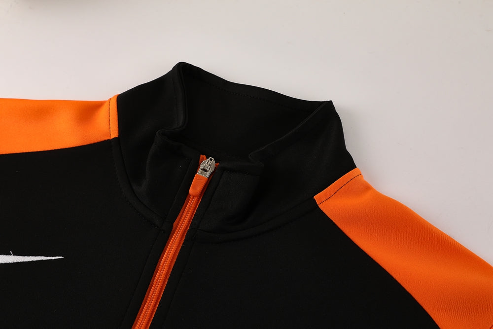 Jaqueta Nike - Laranja/Preto