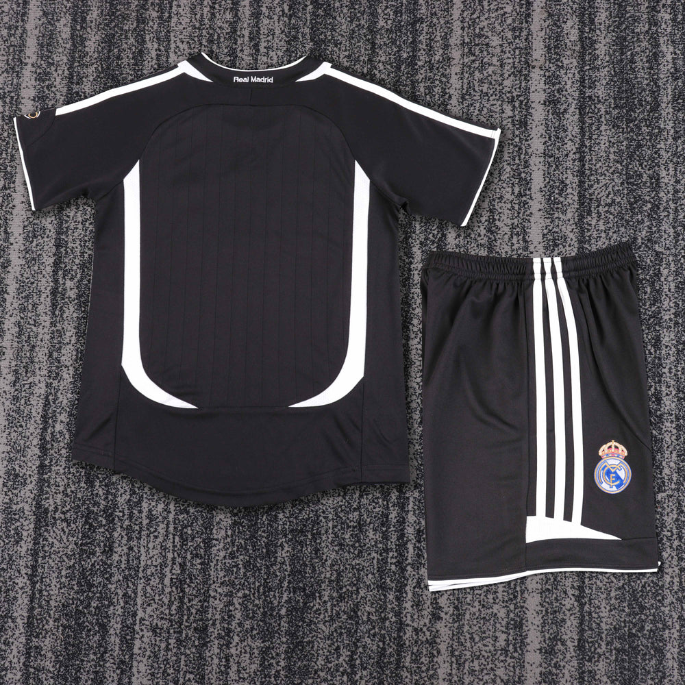 Camisa Retrô Real Madrid 2006/07 Away Infantil – Belt Sports