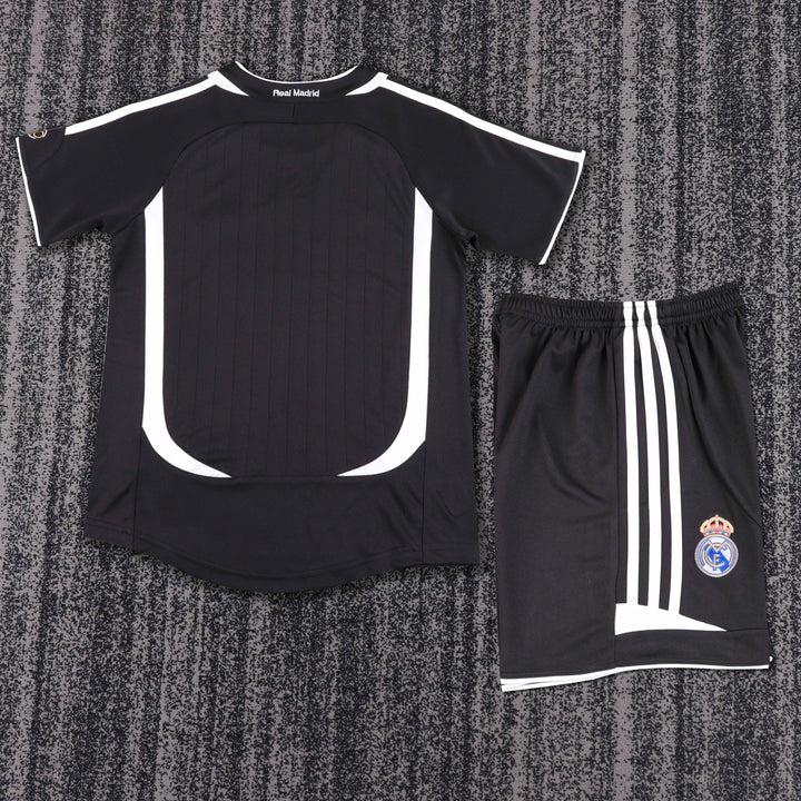 Camisa Retrô Real Madrid 2006/07 Away Infantil – Belt Sports