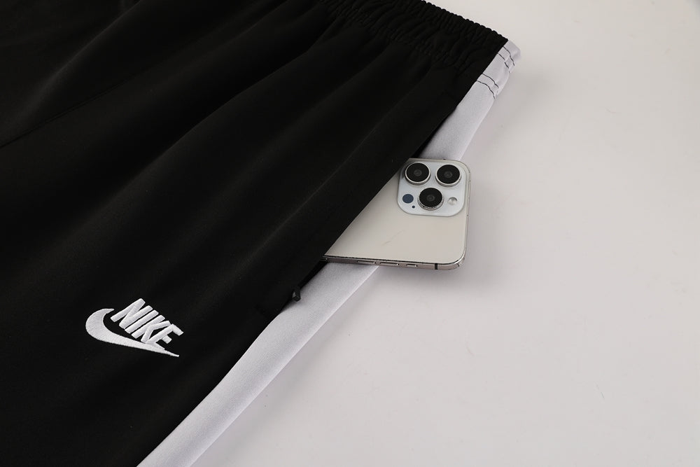 Conjunto Nike - Branco/Preto