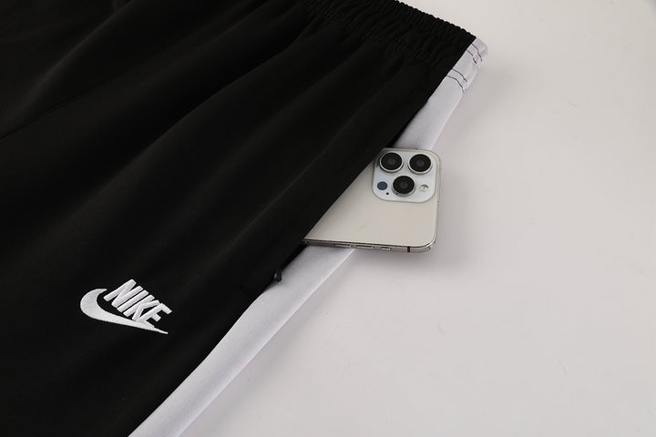 Conjunto Nike - Branco/Preto