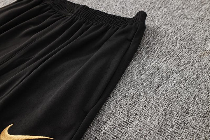 Calça Treino Nike - Preto/Dourado