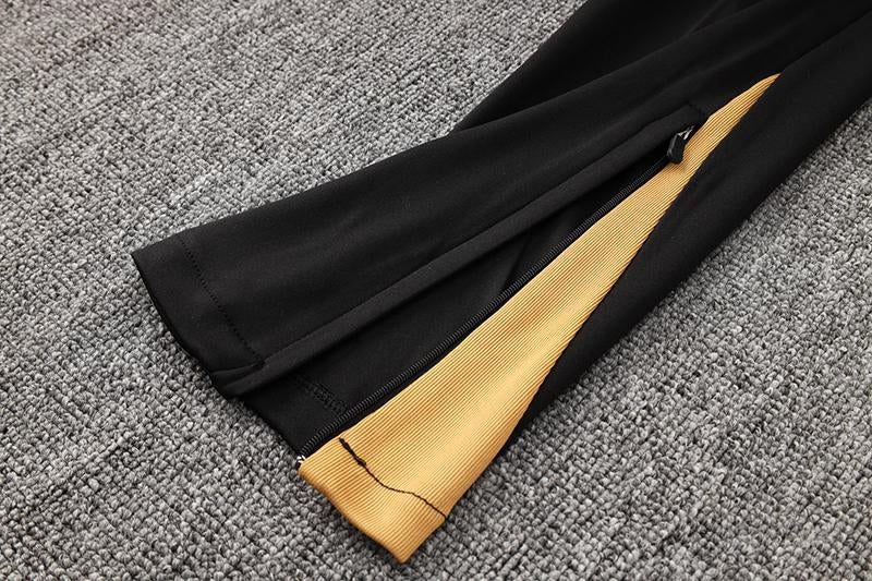 Calça Treino Nike - Preto/Dourado