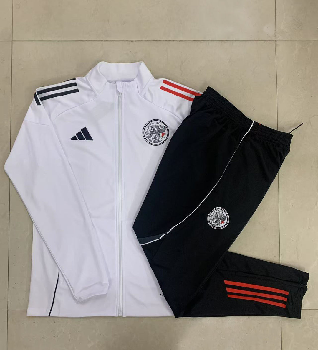 Conjunto Ajax 25/26 - Branco