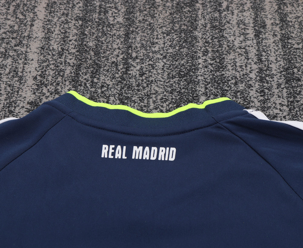 Camisa Retrô Real Madrid 2010/11 Away Infantil – Belt Sports