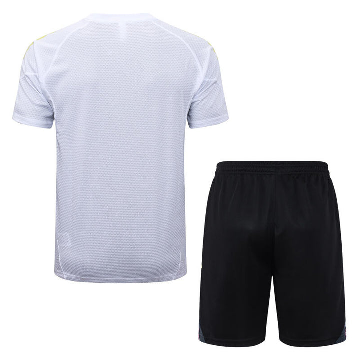 Kit Treino Juventus 25/26 - Branco/Preto/Verde Menta