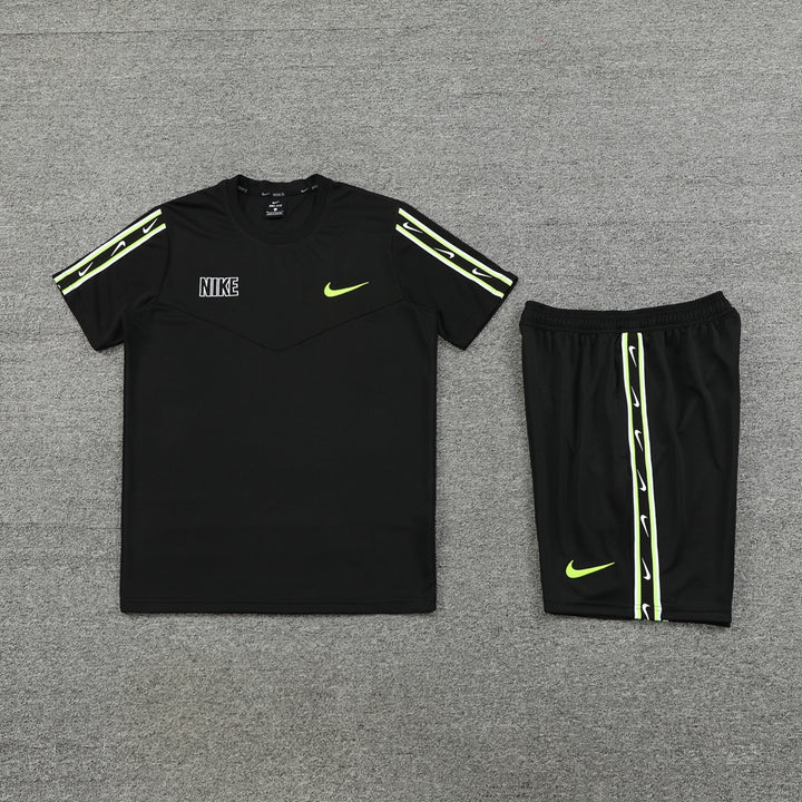 Kit Nike - Preto/Verde
