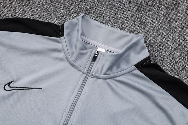 Conjunto Treino Nike - Cinza II